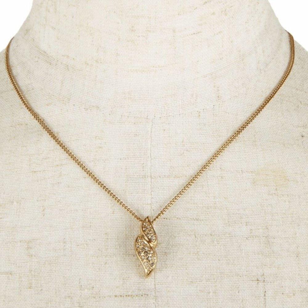 Authentic Christian Dior necklace with Dior pendant - Picture 4 of 9